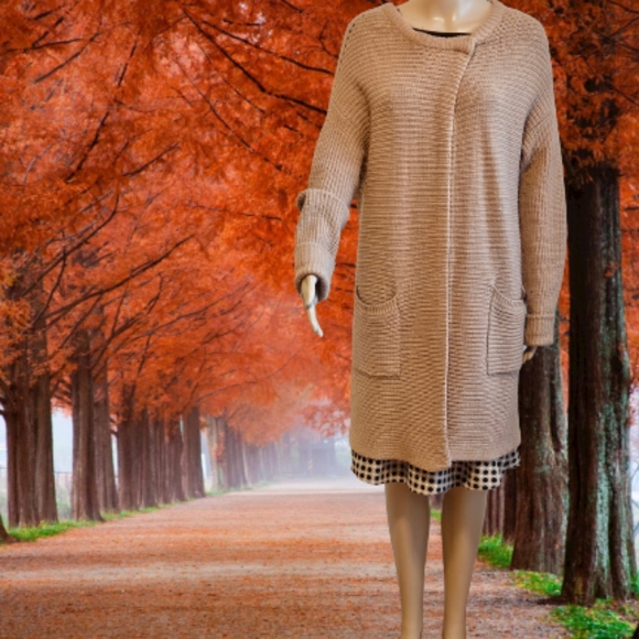 Tahari Womens Medeum Tan Merino wool long line cardigan sweater one button - Picture 3 of 6